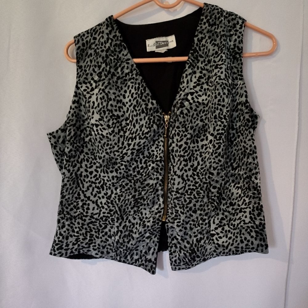 eK Designs vest top 